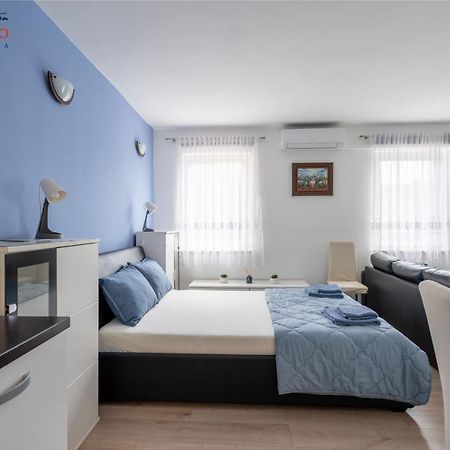 Studio Tommy 2 Rovinj Kültér fotó